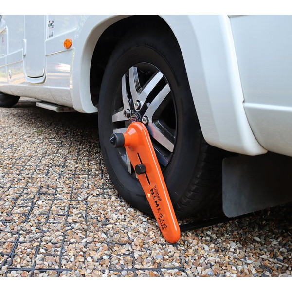 Sabot de roue Nemesis Plus SCM pour camping-car